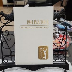 1994 PGA TOUR OFFICIAL MEDIA GUIDE BOOK